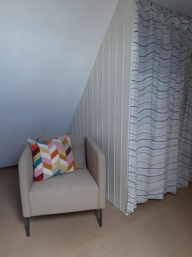 Stetten  Giebelzimmer Mit Weinbergblick מראה חיצוני תמונה